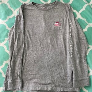 Vineyard Vines Christmas long sleeve!!